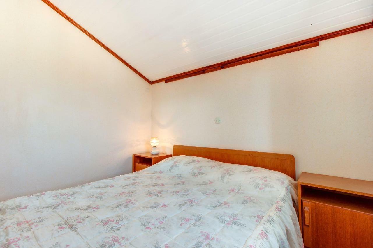 Apartment Danilo Mali Losinj Exterior photo